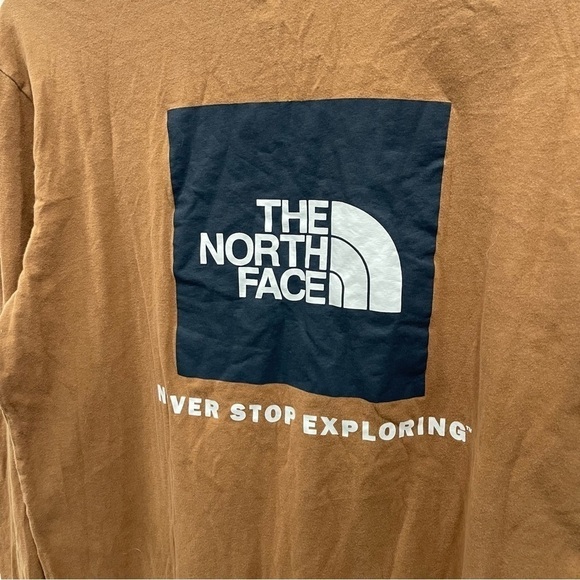 The North Face Box Back Print Long Sleeve T-Shirt in Brown Men’s Medium - Picture 11 of 11